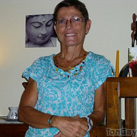 france974 - lesbienne de 68 ans