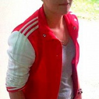 kims77 - lesbienne de 35 ans