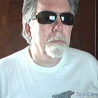 dolphin_691 - gay de 70 ans
