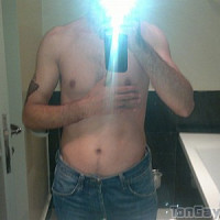 youner - gay de 44 ans