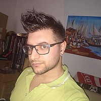 kev8993 - gay de 37 ans