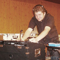 chrisha - homme bisexuel de 38 ans