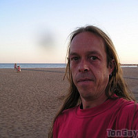 al44 - homme bisexuel de 54 ans