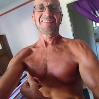 mecdu06500 - gay de 73 ans