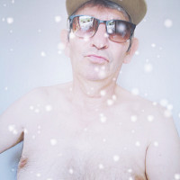 mecafer - homme bisexuel de 67 ans