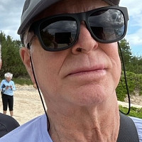 jiminy - gay de 81 ans