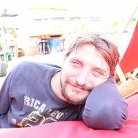 alecoute - homme bisexuel de 44 ans