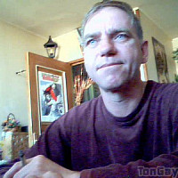 x.x.l - gay de 64 ans