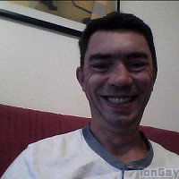 yves284 - gay de 47 ans