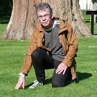 decoiffant - gay de 66 ans