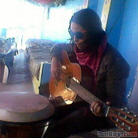 rima9 - femme bisexuelle de 33 ans