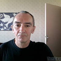 lesnar - gay de 63 ans