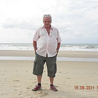 trek5 - homme bisexuel de 73 ans