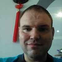 cedric282 - gay de 44 ans