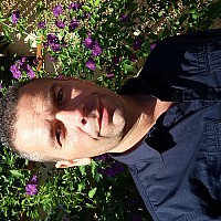 yj66420 - homme bisexuel de 50 ans