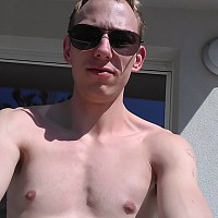 aurel21 - gay de 33 ans