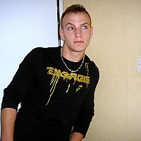 ivan75 - gay de 26 ans