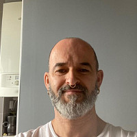 tatouman - gay de 63 ans