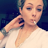mayon5928 - Femme lesbienne de 39 ans