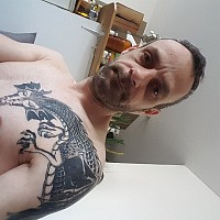 rv33 - gay de 49 ans
