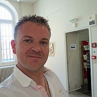 кокіп25300 - homme bisexuel de 49 ans