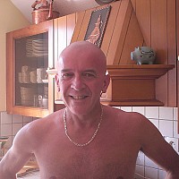 calinet12 - homme bisexuel de 63 ans