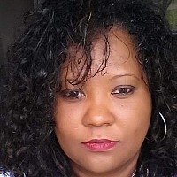 mauricienne - lesbienne de 47 ans