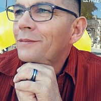 pascaldu90 - homme bisexuel de 62 ans