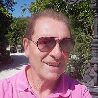 ugobordo - gay de 70 ans