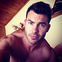 may221 - Homme gay de 40 ans