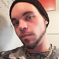 hugo6969 - Homme gay de 34 ans