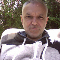 menkalinan - homme bisexuel de 64 ans