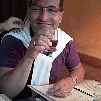 nicolas71 - gay de 59 ans