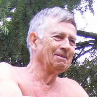 jymmy - homme bisexuel de 77 ans