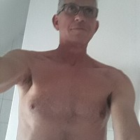 jacson - gay de 68 ans