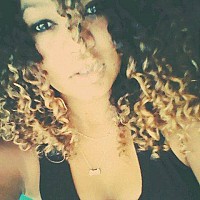 sarha - femme bisexuelle de 34 ans