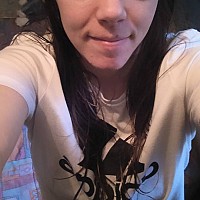 elodiedu08200 - lesbienne de 33 ans