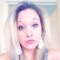 miky23 - lesbienne de 42 ans