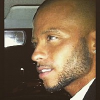 momo974 - homme bisexuel de 27 ans