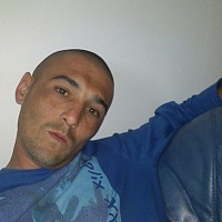 ben0412 - homme bisexuel de 41 ans