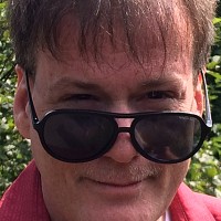 andre0000 - gay de 63 ans