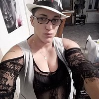 uncridanslanuit - lesbienne de 35 ans