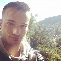 bob6342 - Homme gay de 31 ans