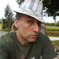 agust - gay de 51 ans