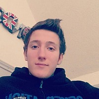 toitoine72500 - gay de 26 ans