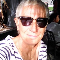 antonella - Femme lesbienne de 66 ans