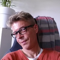 lucas76 - gay de 60 ans