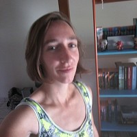 arya56 - lesbienne de 34 ans