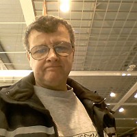 intengible - homme bisexuel de 57 ans