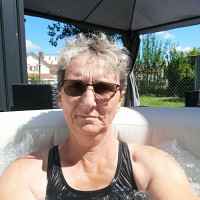 laulau65 - lesbienne de 60 ans